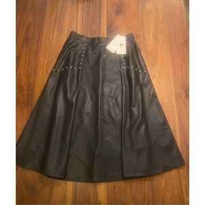 Smart Universe Wear Women’s Black Lamb Leather Studded Flared Skirt Medium NWT